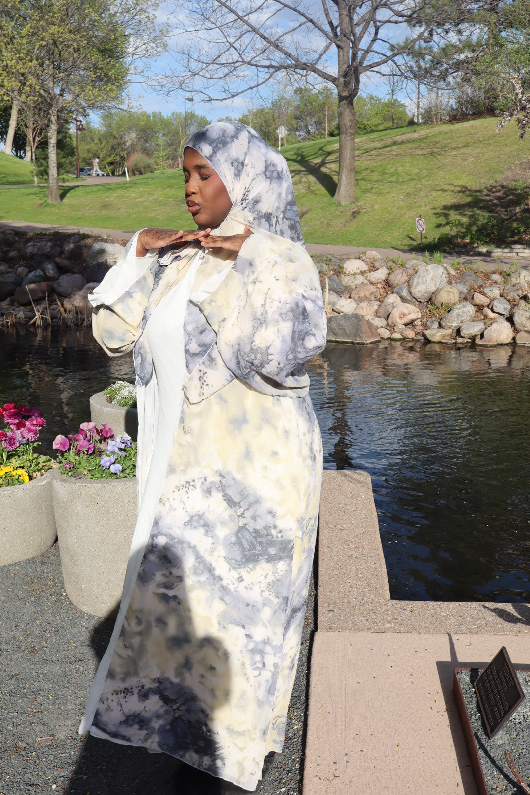 Marbel abaya