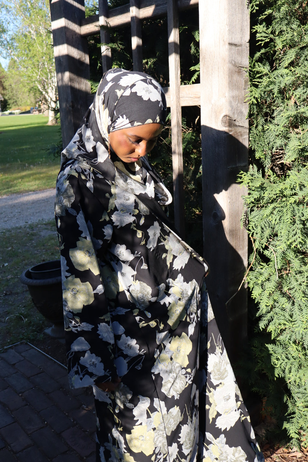 Floral abaya