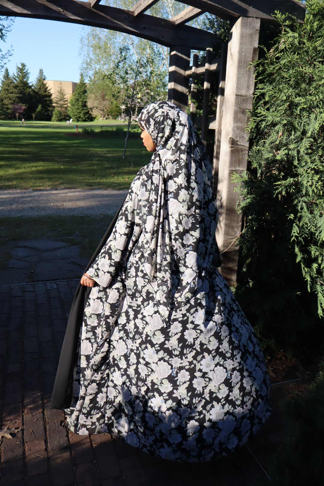 Floral abaya